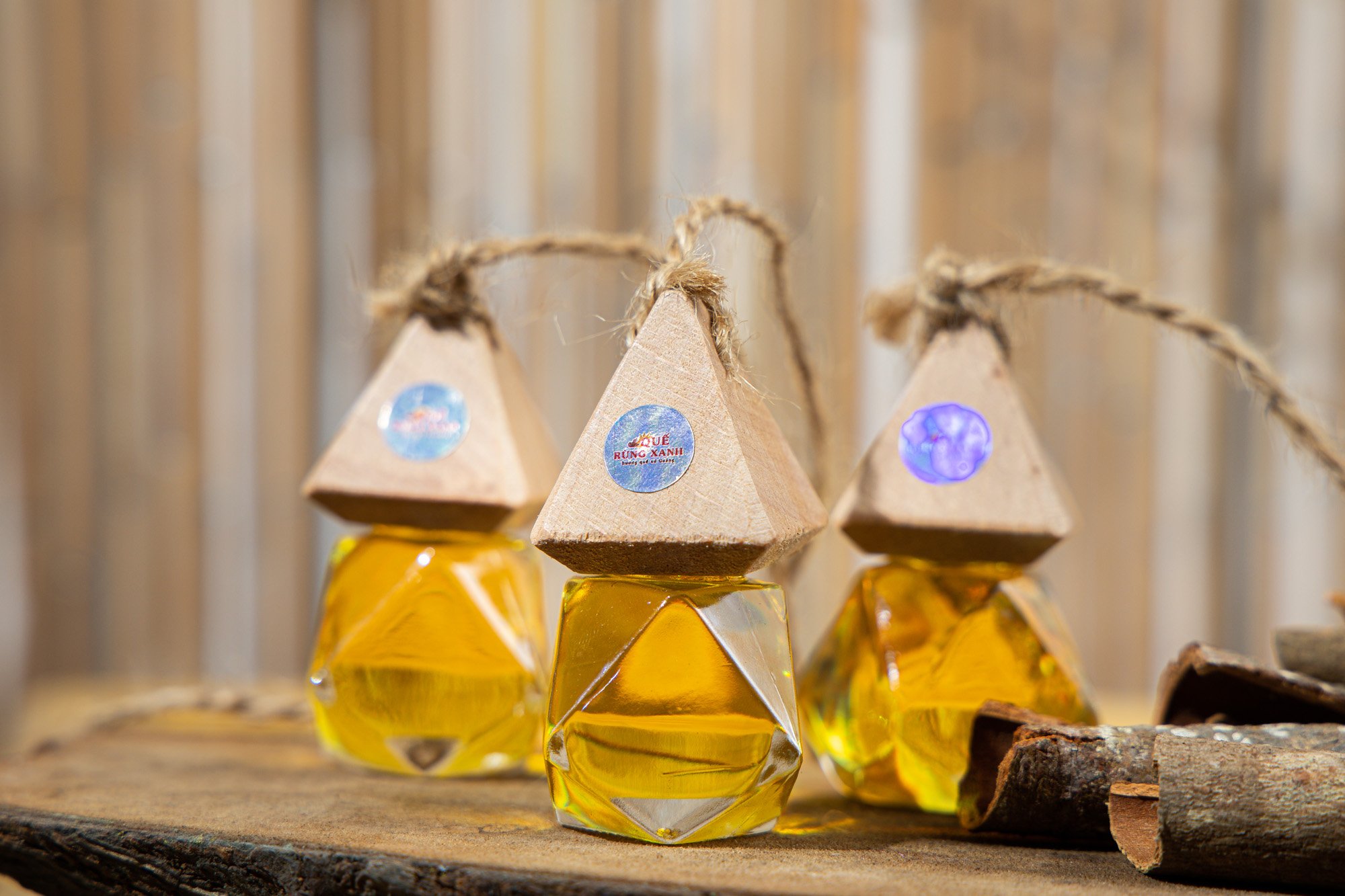 tinh-dau-que-1001 tinh-dau-que-1001