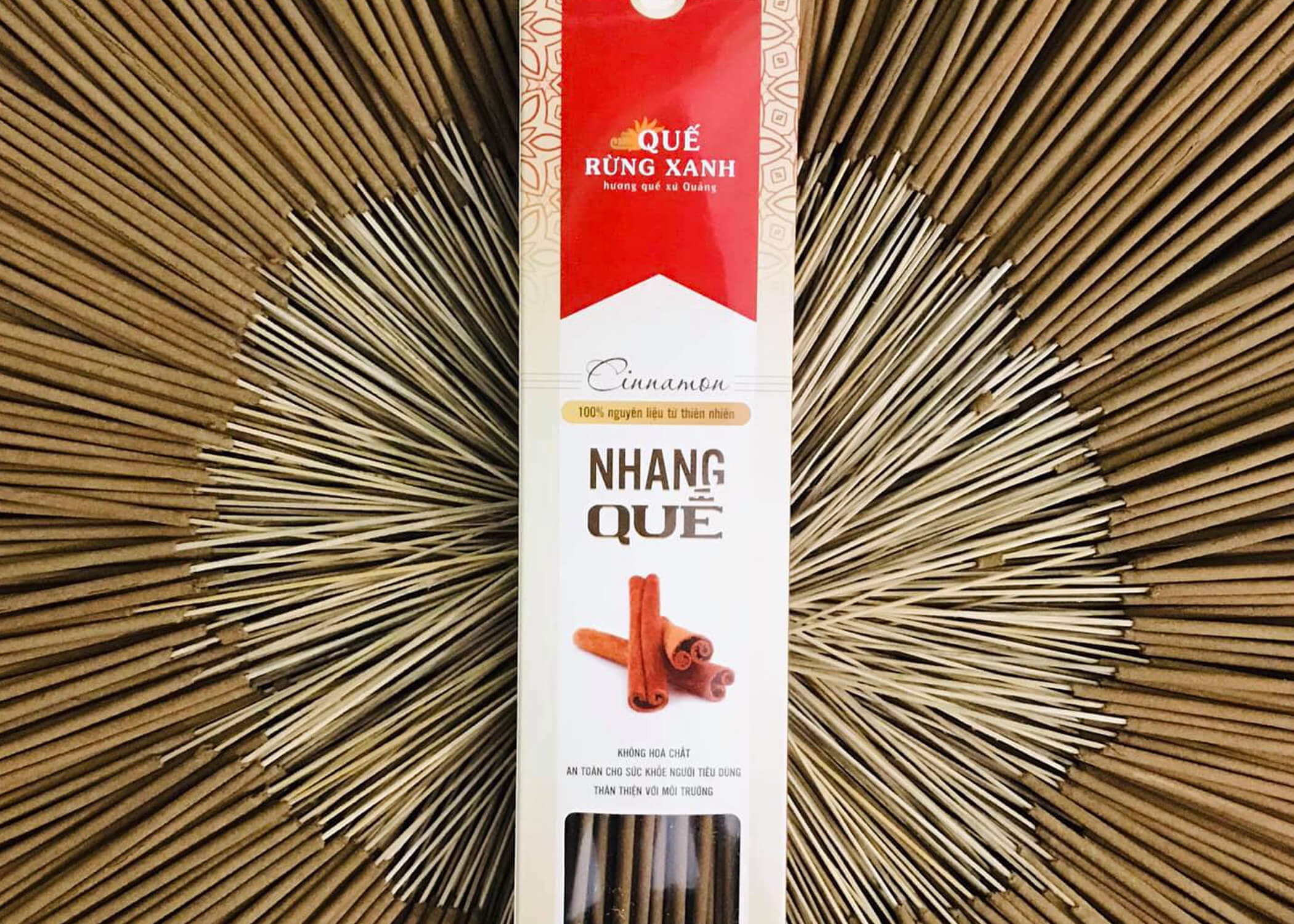 Nhang quế cao cấp và những lợi ích khi thắp nhang hàng ngày