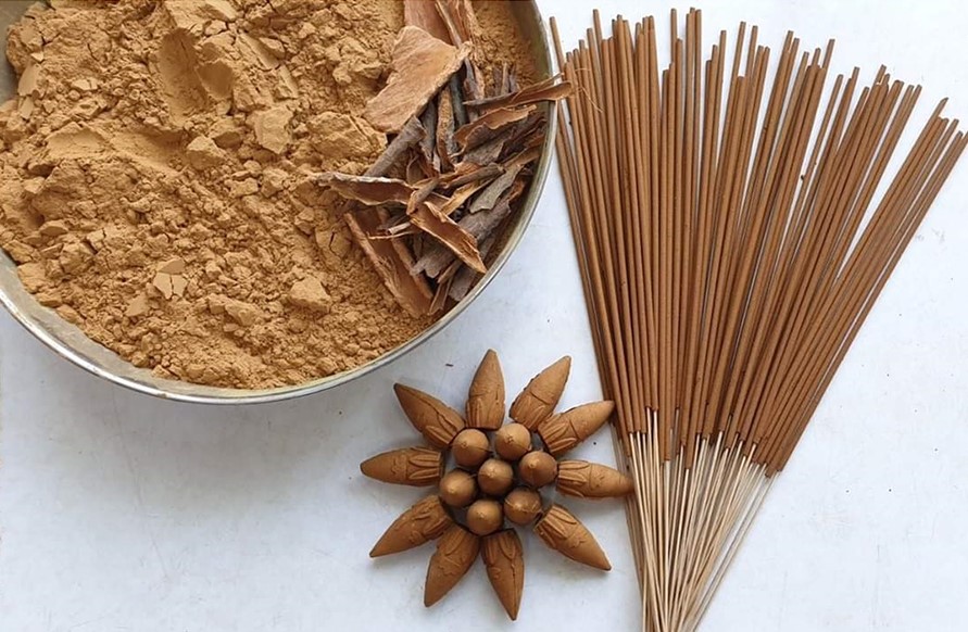 nhang thơm thảo dược thiên nhiên