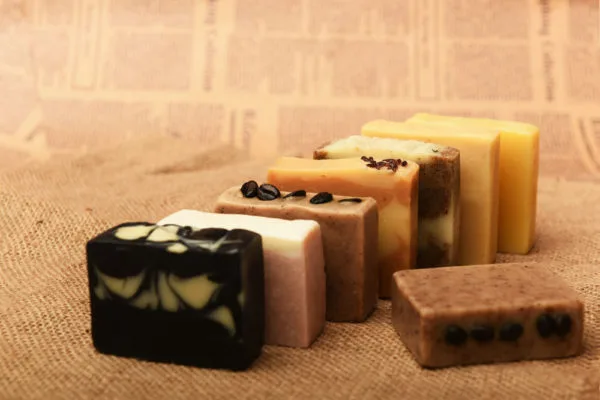 xà phòng trị mụn lưng